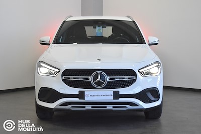 MERCEDES-BENZ GLA 200 d Automatic 4Matic Sport